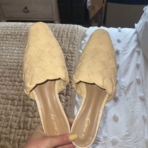 Backless woven flats